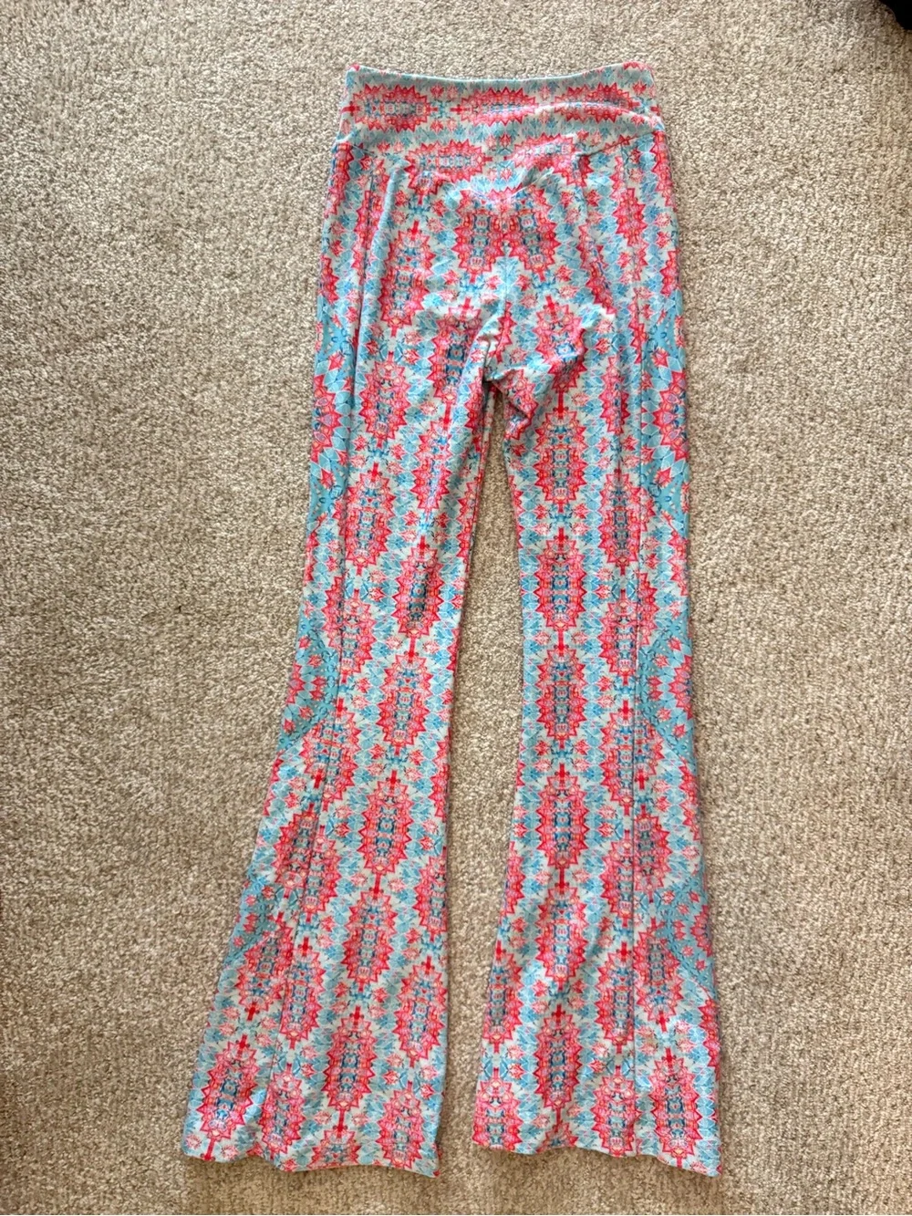 Wolven Flare Leggings Pink Blue Aztec Print XS